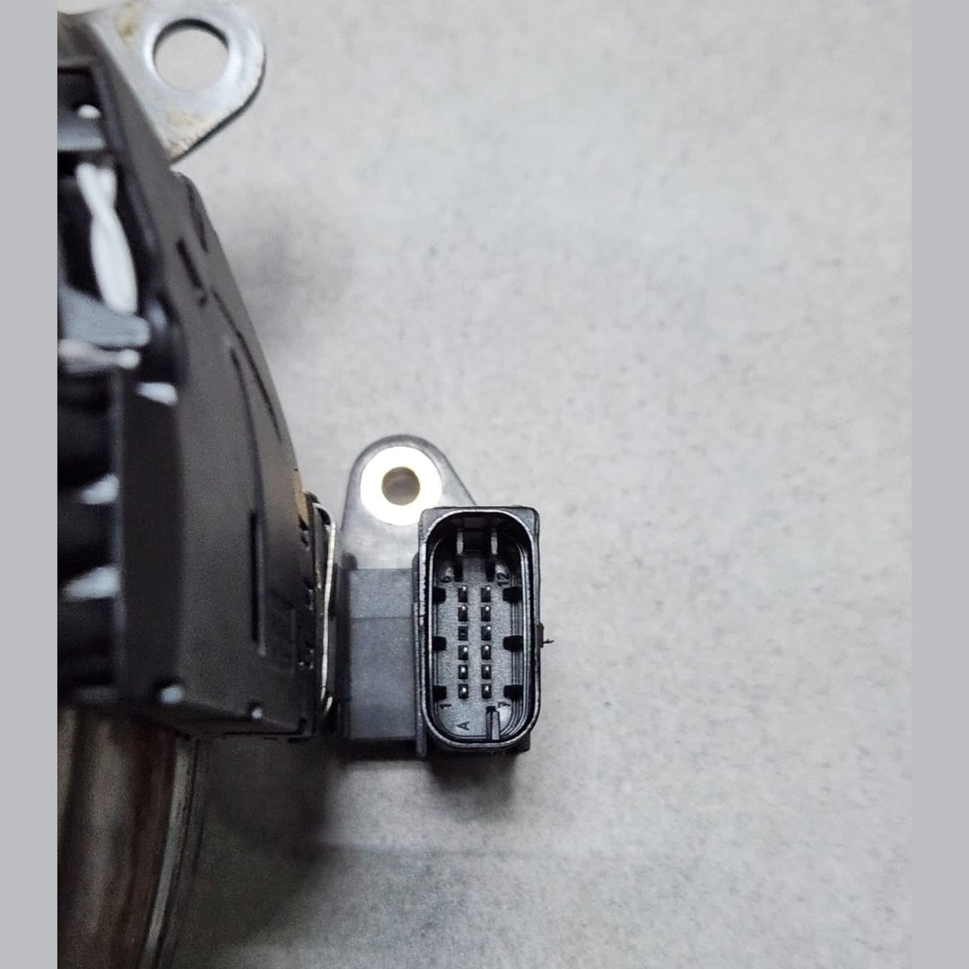 BMW Automatic Gearbox transmission unit GA8P70HZ 0501218835 F10 F11 7 F01 F02 
