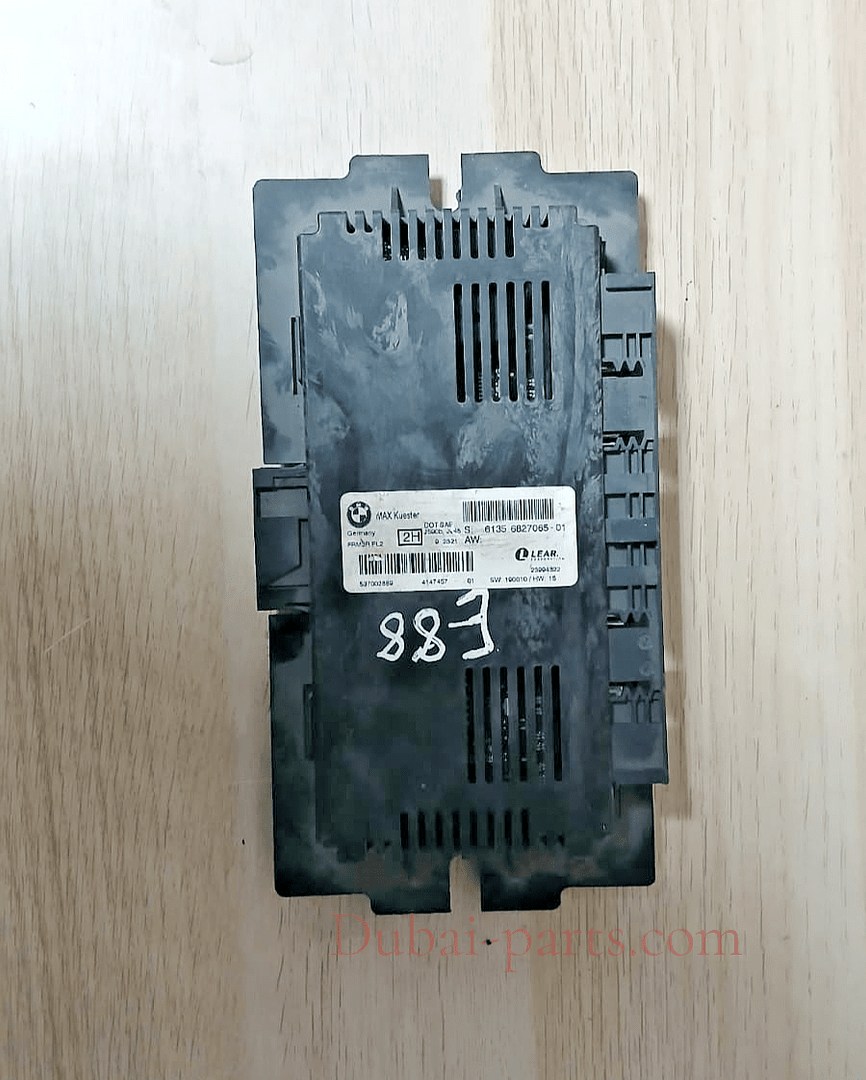 BMW 1 Series E81 118D Light Module Housing FRM ECU OEM 6827065