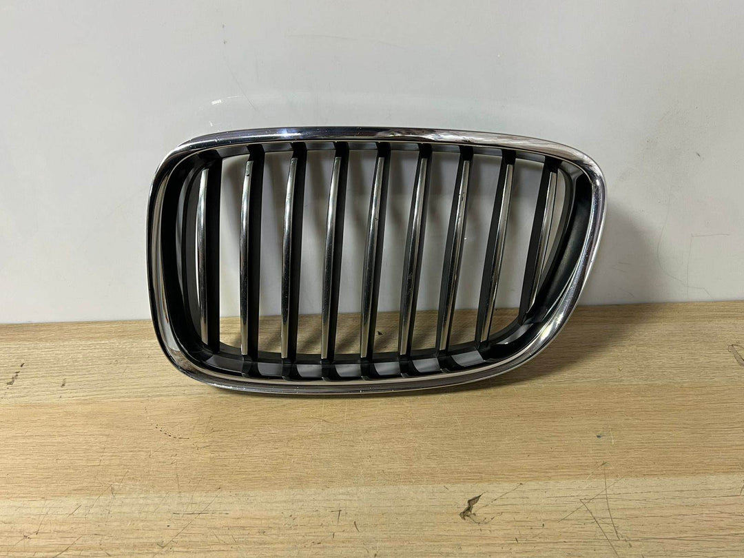 BMW 5 Series GT F07 2009 Front Left Upper Bumper Grille Trim Chrome OEM 7200169