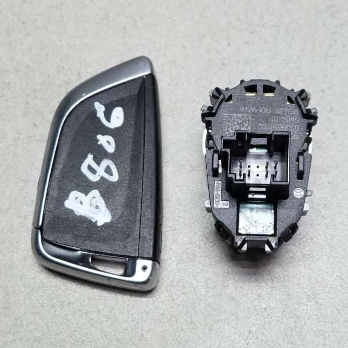 2015 BMW 740Li Engine Control Unit 8661692 740i 740Li G11 G12 OEM