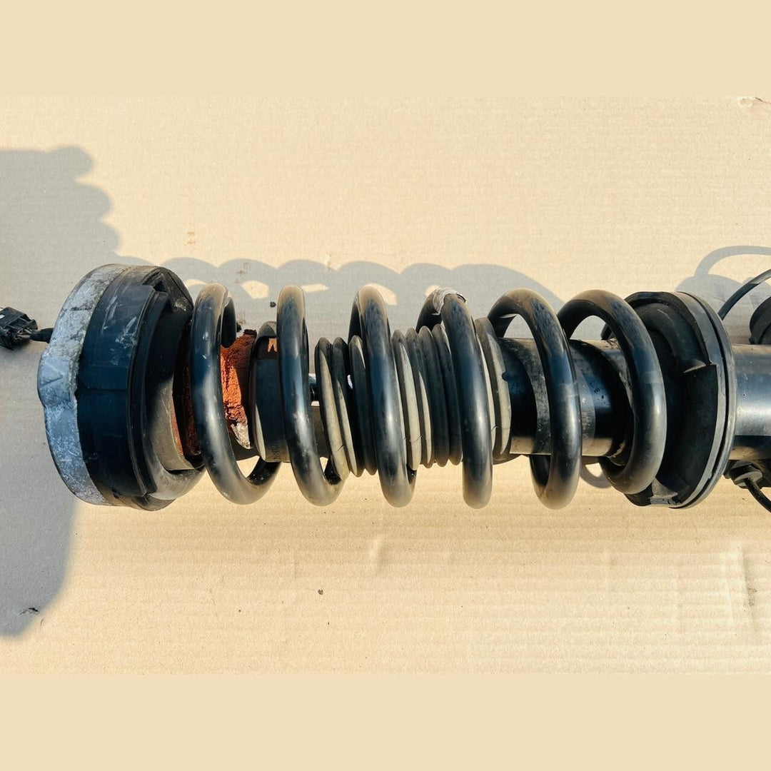 BMW 5,7 SERIES F01,F02,F07 FRONT LEFT & RIGHT SIDES SHOCK ABSORBER SPRING STRUTS