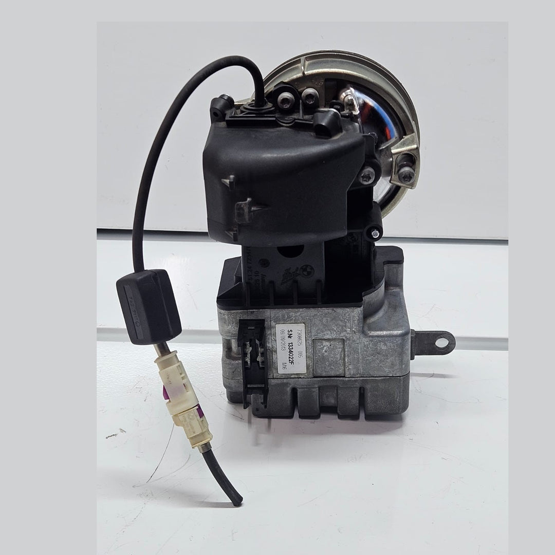 BMW 6 SERIES F06 F12 F13 REAR VIEW REVERSING CAMERA WITH CASING BADGE 7308625
