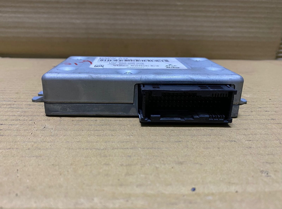 2011-2016 BMW 535i xDrive Video Switch Control Module 9254343 F01, F04, F06, F07