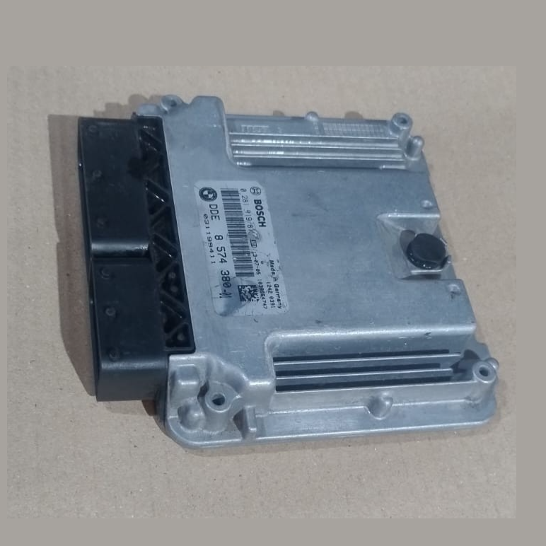 BMW 1 3 5 Series N47N F20 F21 F30 F31 F10 F11 DDE ENGINE CONTROL UNIT 8574380