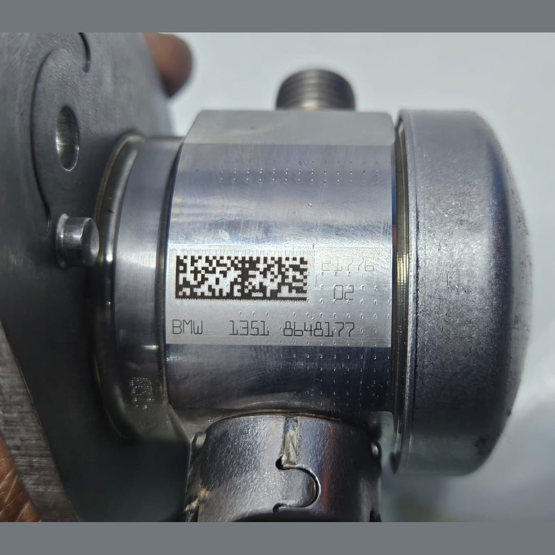 2020 BMW 750i xDrive G14 N63 High Pressure Fuel Pump 8648177 OEM
