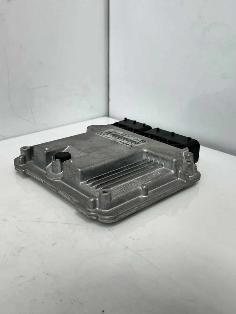 BMW 320d N47 F31 BOSCH 0281031634 Engine Control Unit DDE 8584276 OEM