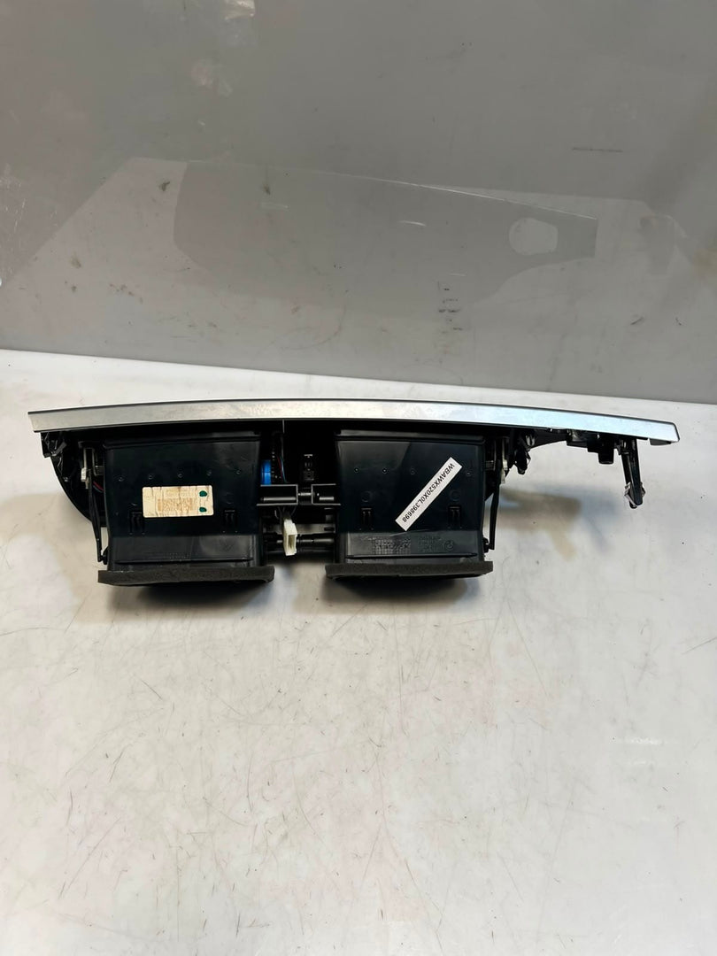 2010-2017 BMW X3 F25 CENTER Dashboard Air Vent GRILLE UNIT 9184742 OEM
