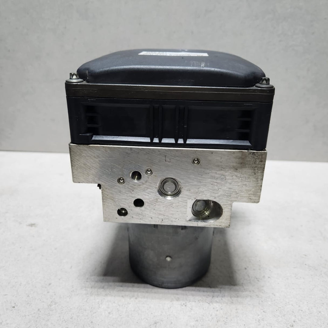 BMW Abs Hydraulic Unit 6799048 7 Series F01 F02