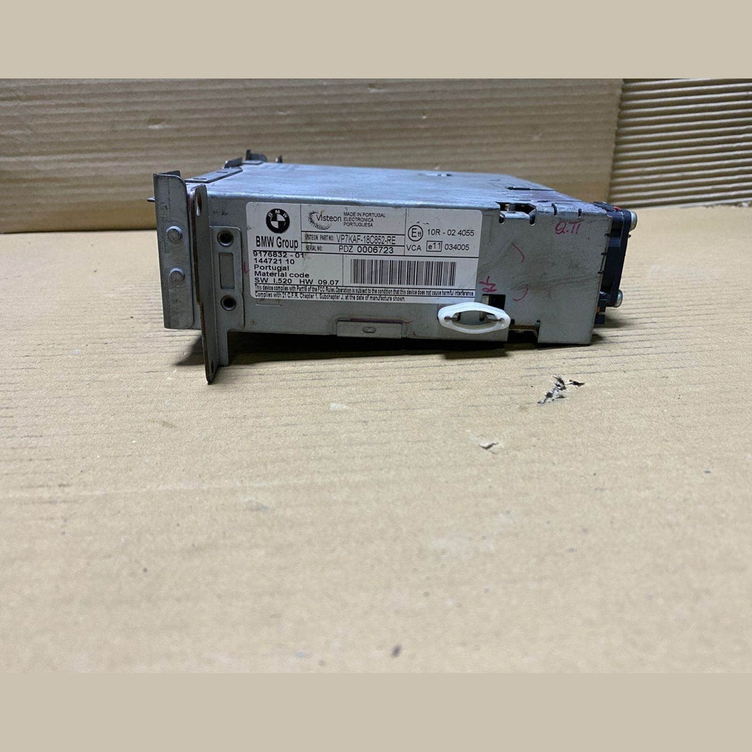 BMW OEM 5 Series E60 CD Player 9176832 2007-2010