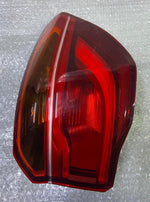Bild in die Galerieansicht laden, OEM BMW X1 F48 N/S RIGHT SIDE REAR TAIL LIGHT 7350716