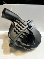 Bild in die Galerieansicht laden, 2010-2016 BMW 528i F10 N20 520I F11 F07 Air Intake Filter Box 7612014 OEM