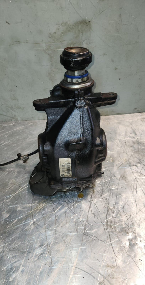 2016-2018 BMW 330e Rear Differential 7624780 3ser F30 F31 330E 320D 188LW I=2,93