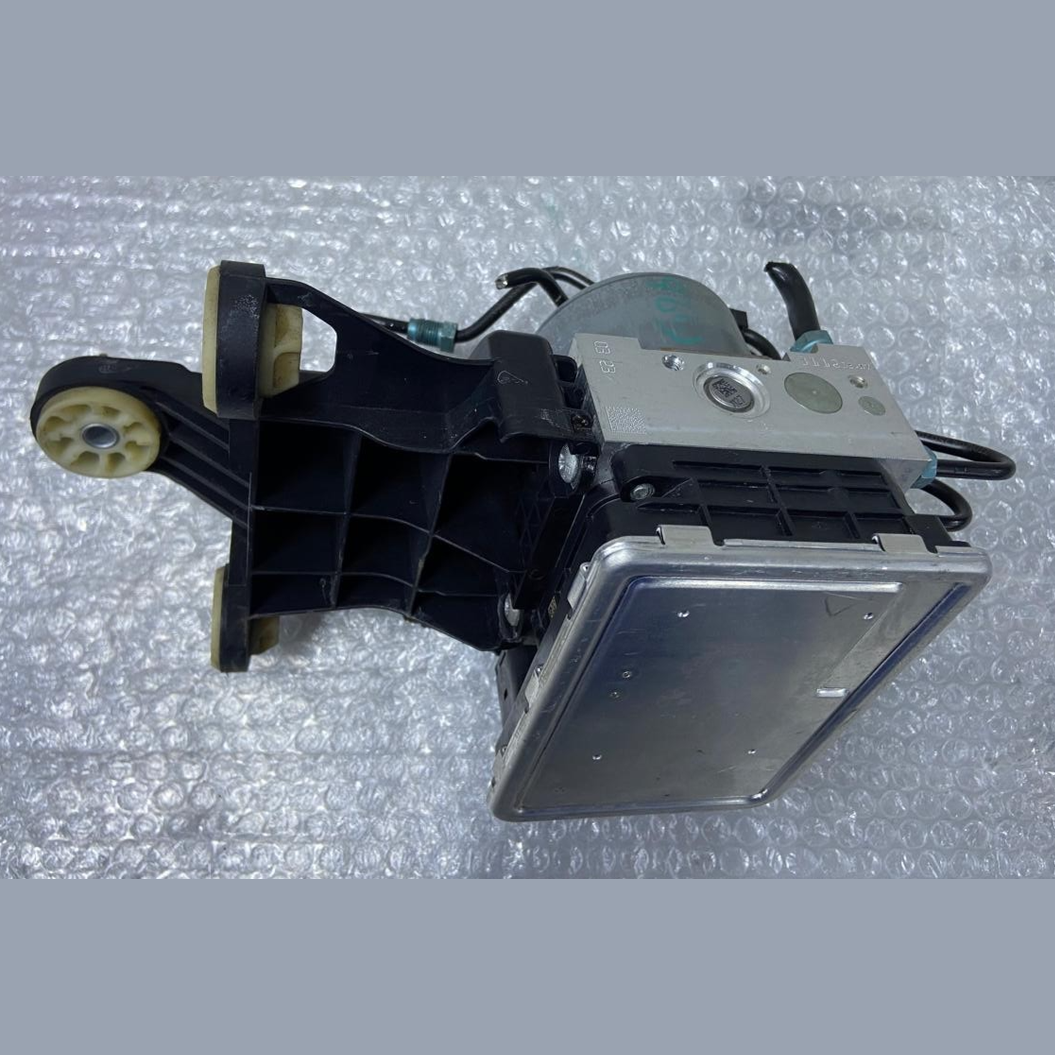 OEM 2021 BMW G20 G26 ABS PUMP ASSEMBLY 5A44C38-01 - 5A44C39