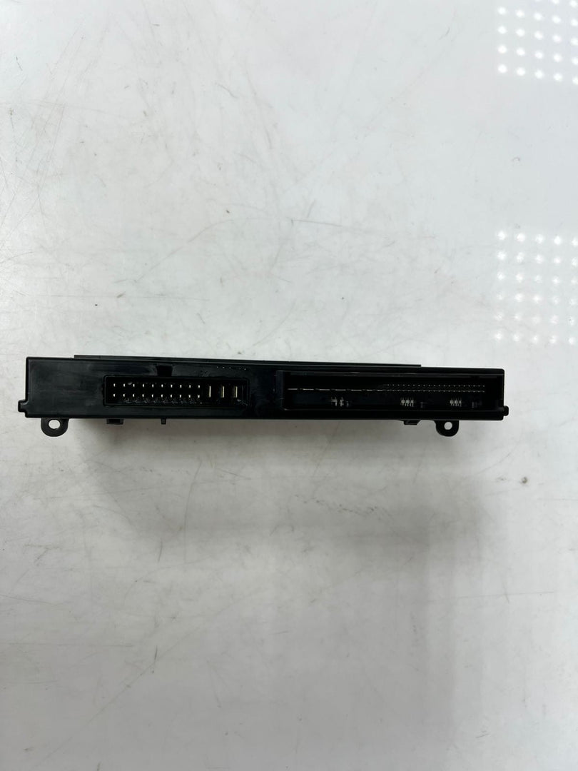 BMW E87, E90, E91, F87 X1 Body Control Module BCM 9247472 OEM