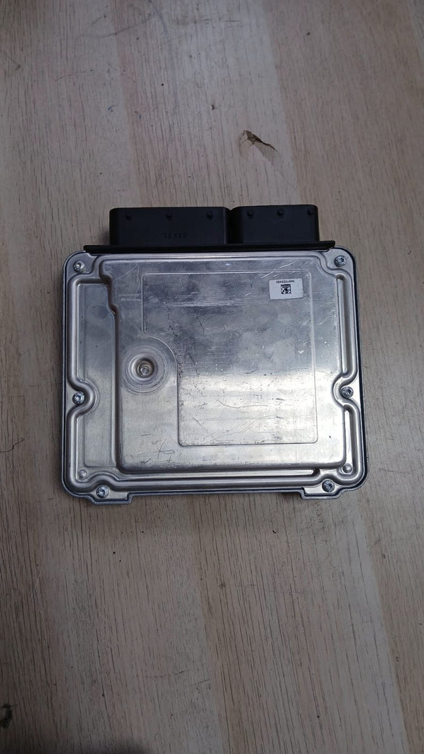 BMW Engine Control Unit 8582155 DDE F30 320d and 420d N47 diesel 