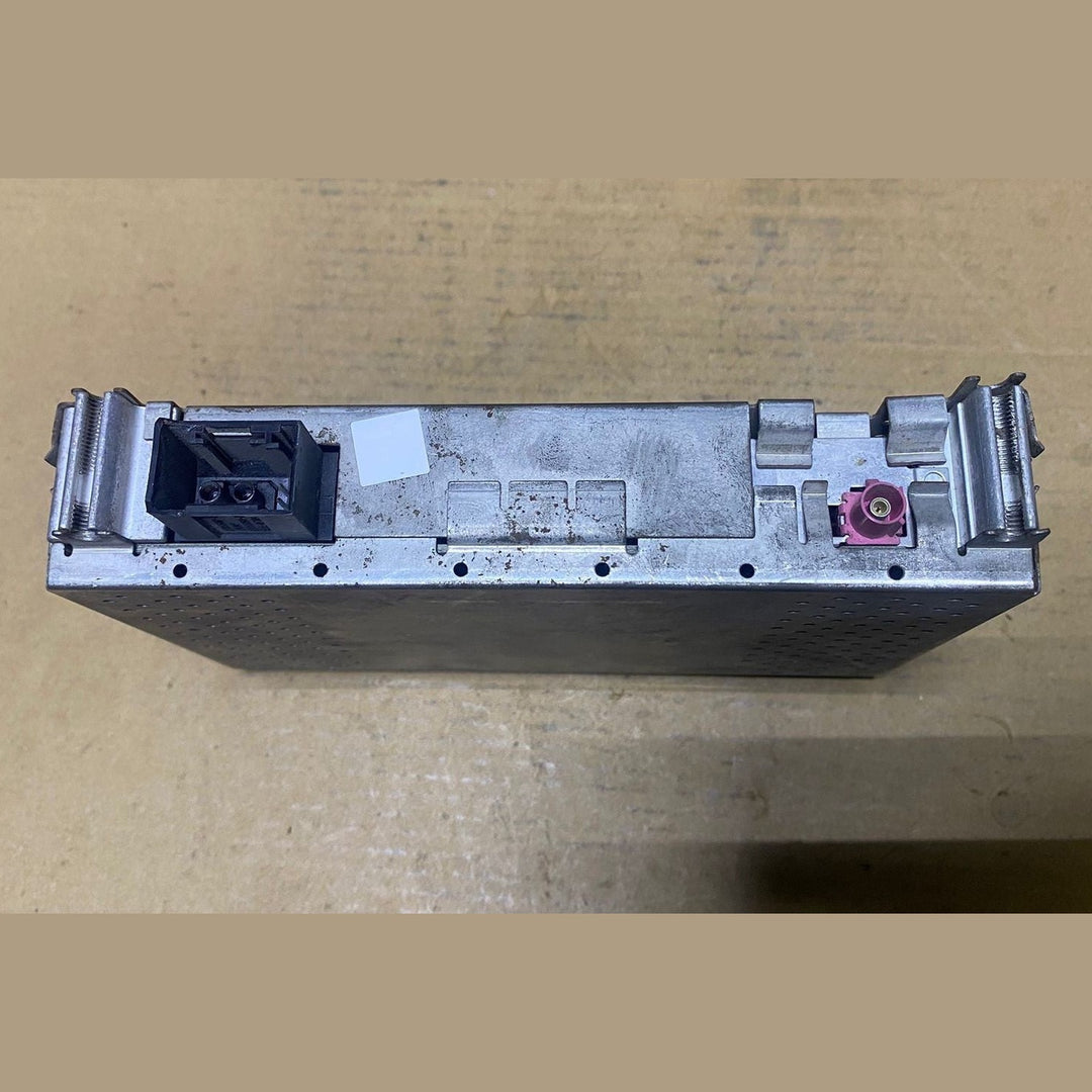 2008-2009 BMW 3-Series E90, 5-Series E60 E61, and X5 E70  328i Satellite Radio C