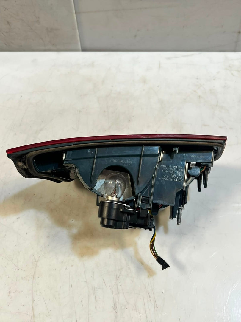 2012-2016 BMW 3' F30 F31 328i Right REAR BRAKE INNER Taillight 725991610 OEM