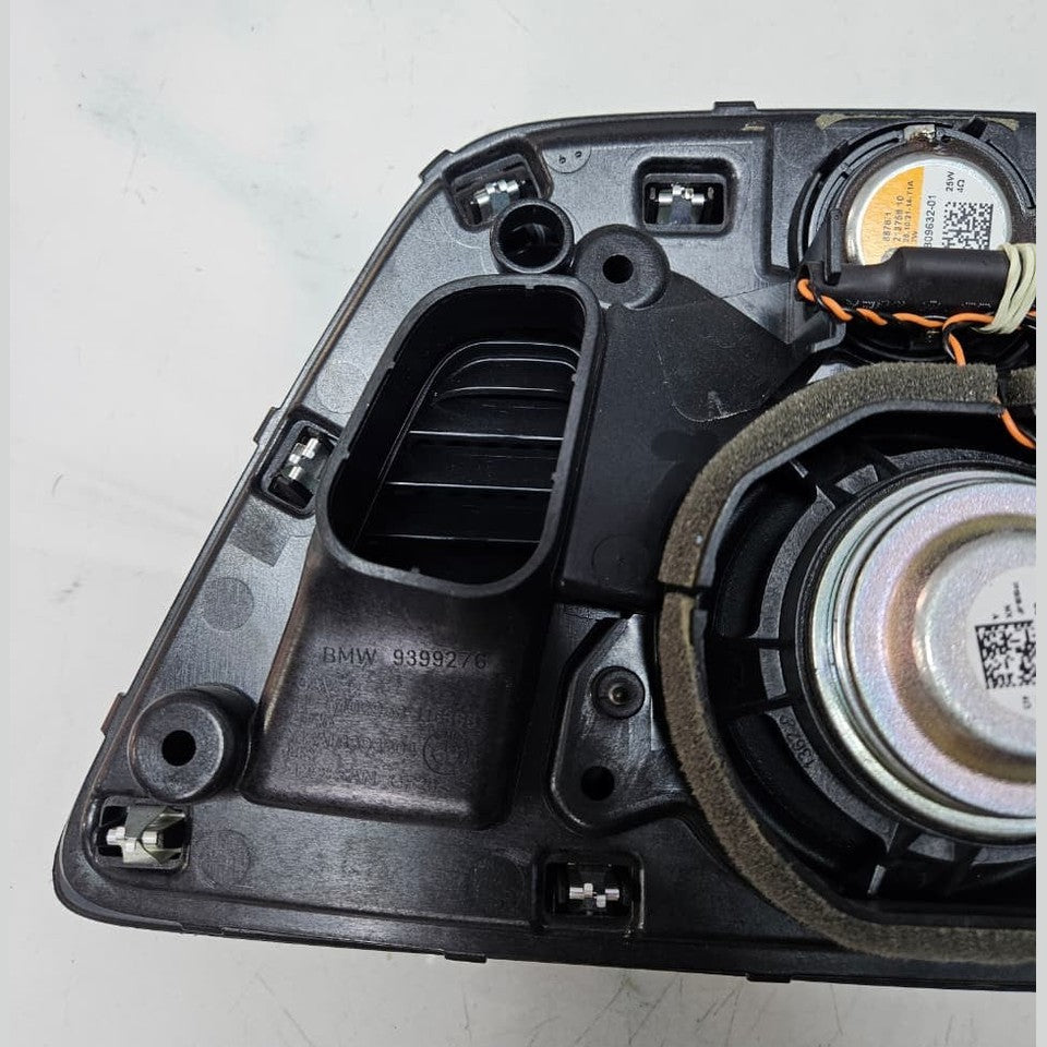 2019 - 2025 BMW X5 G05 CENTER DASHBOARD SPEAKER & COVER PANEL OEM 2622517