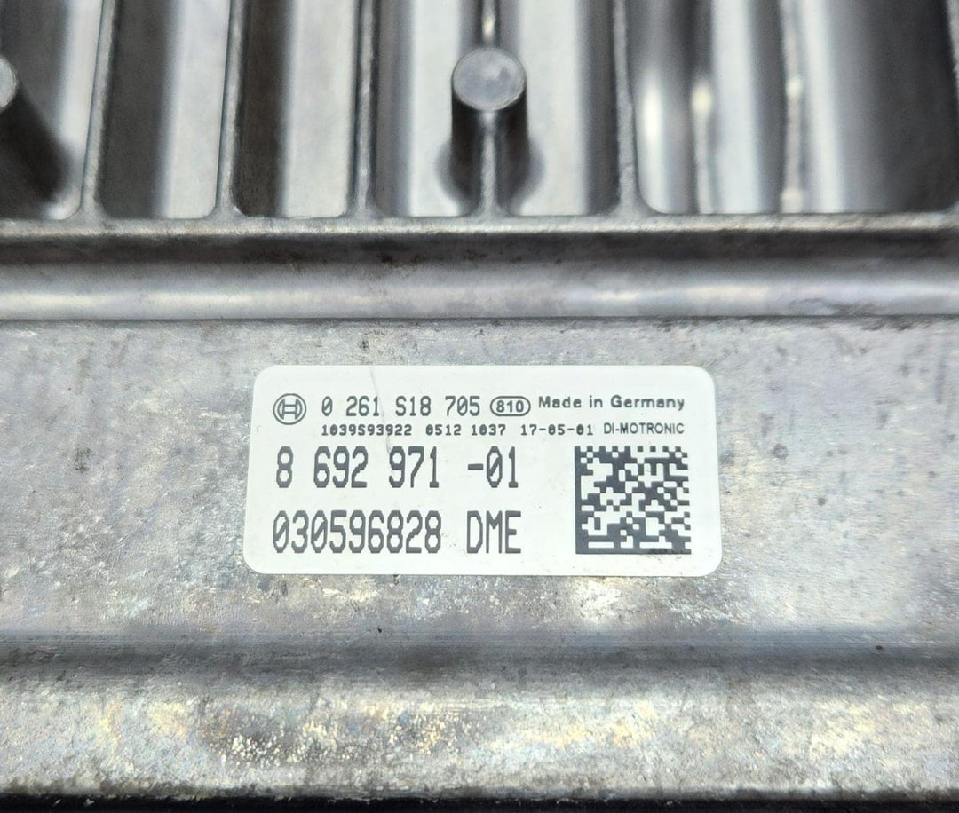 2017-2020 BMW 120i Engine Control Unit ECU 8692971 220i 230i 320i 330i 420i OEM