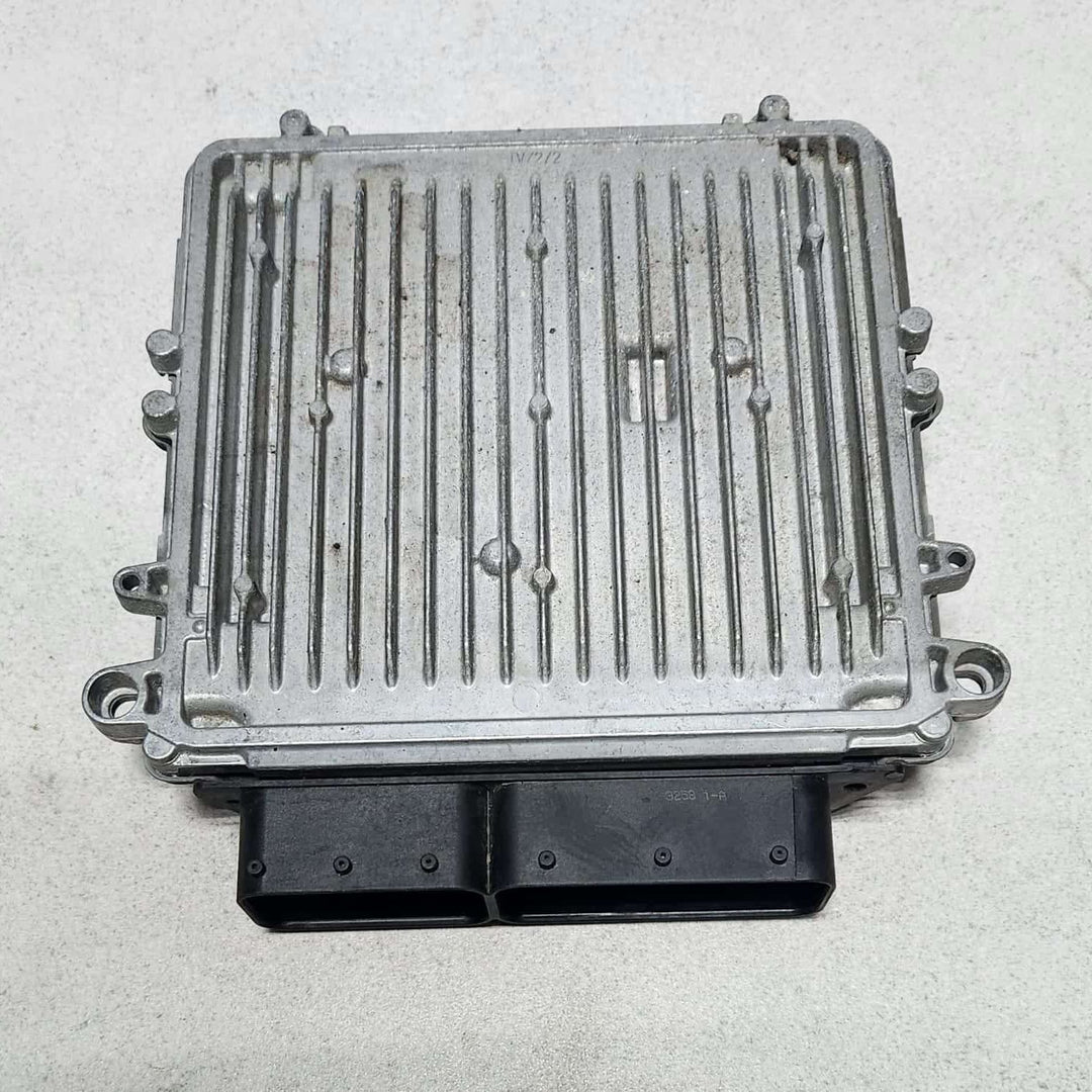 Benz Engine Control Unit A6421505834