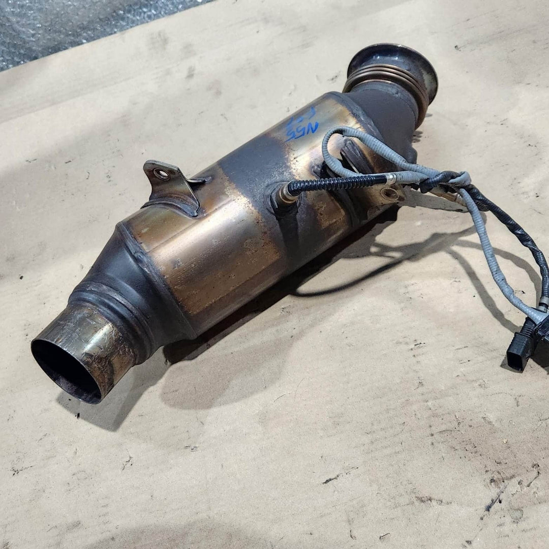 2013 BMW 640i Gran Coupe Catalytic Converter 7599198 6 Series F12 F13 640i