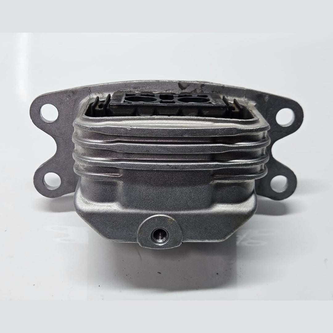 17276810-2014-2022 BMW X1 F48 Engine Cushion Motor Mount OEM