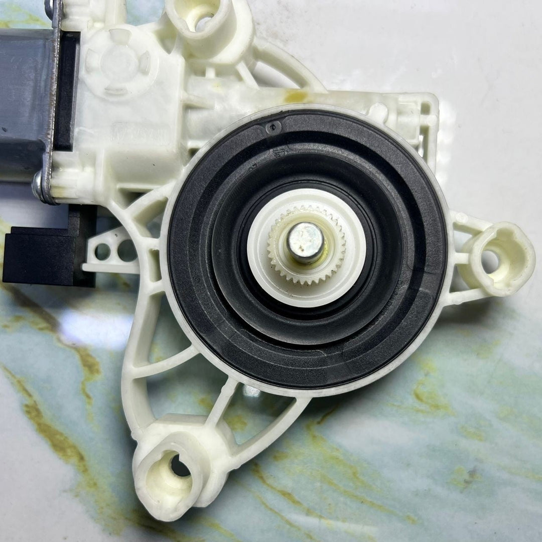 15-20 Mercedes-Benz W222 S-Class Window Motor Rear Right Side A222 9062003 OEM