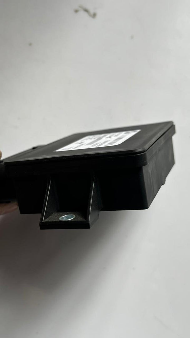 2011-2017 BMW X3 Parking Brake Control Module 32620294 528i, and 535i 
