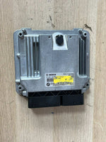 Bild in die Galerieansicht laden, BMW 5 F10 F11 2.0D DDE Engine Control Unit ECU SET + FEM+ 2KEYS 8514740
