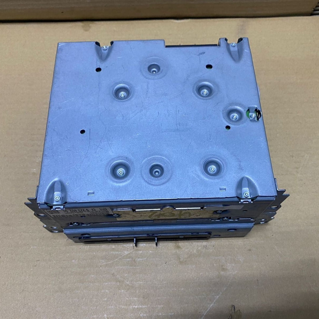 BMW F02, F07, F10, F25 Navigation System Computer 9223402 HEAD UNIT OEM