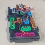 Load image into Gallery viewer, BMW F98 F97 X4 X3 G01  M BODY FUSE BOX CONTROL MODULE OEM  6828074
