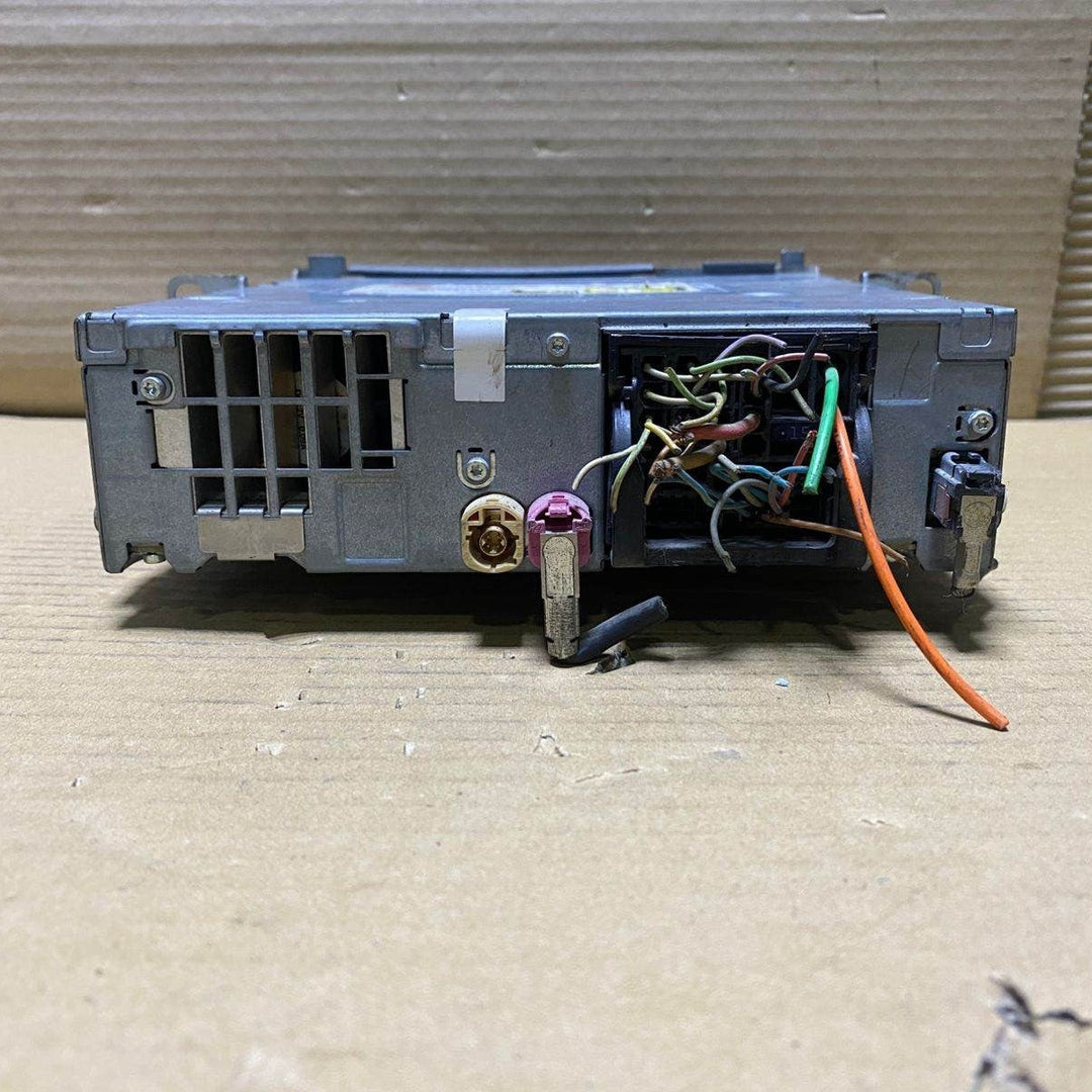 2006-2013 BMW X5 Car Infotainment Computer 9223310 X5 E70. CIC Radio Head Unit 