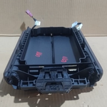 Load image into Gallery viewer, BMW G11 G12 STORAGE COMPARTMENT COVER P/N B314963