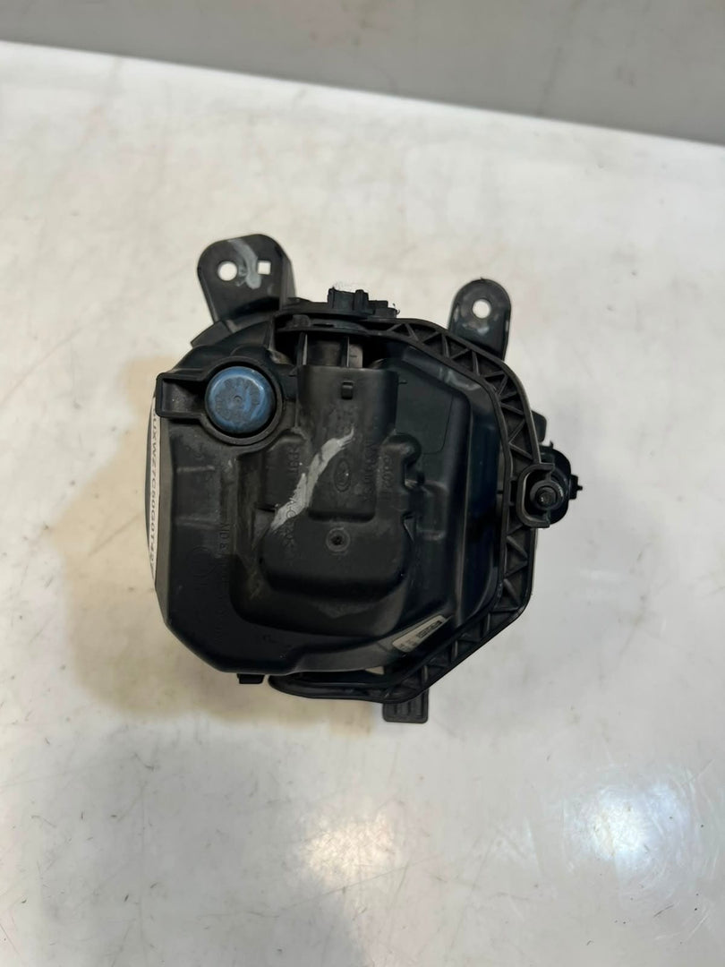 2014-2018 BMW X5 F15 X6 F16 Fog Light LEFT RIGHT 7317251 7317252 OEM