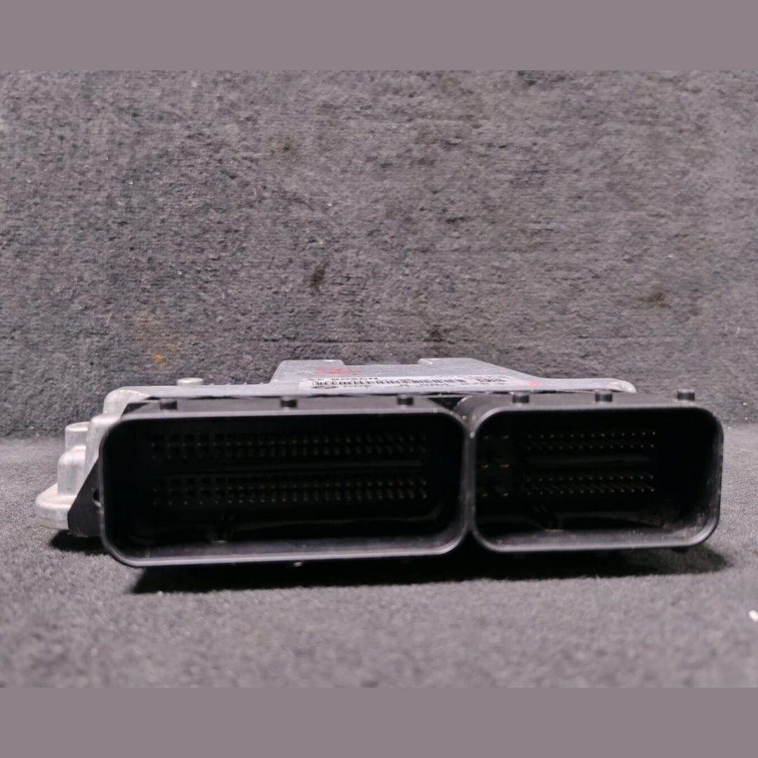 BMW ORGINAL  320d N47 F31 ENGINE CONTROL UNIT MODULE  ECU ONLY 8584276