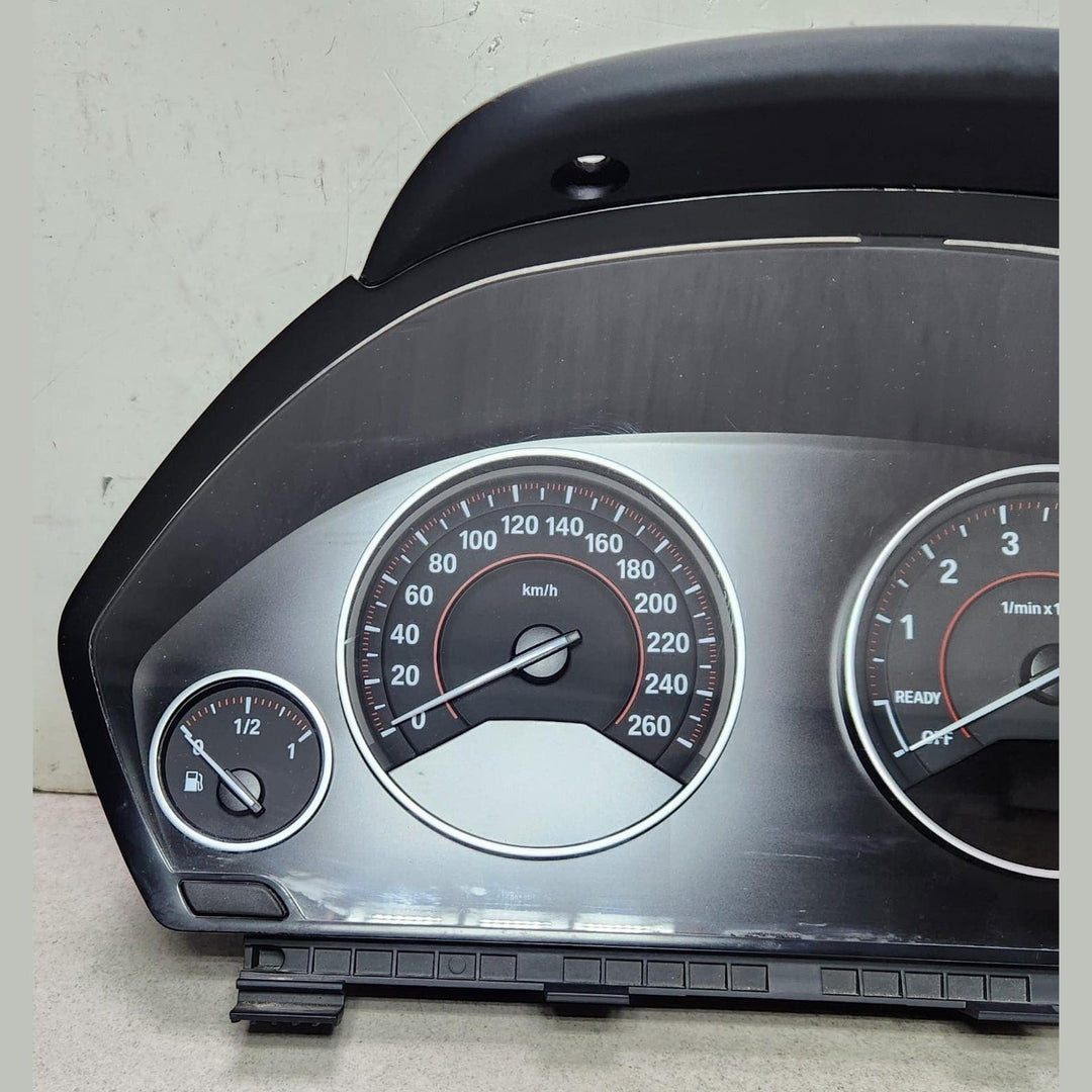 BMW 3 Speedometer Instrument Cluster 6847250 3 Series F30 F35 F31 OEM