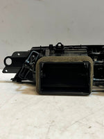 Bild in die Galerieansicht laden, 2012-2015 BMW X1 E84 FRONT CENTER Dashboard Air Vent 9258354 OEM