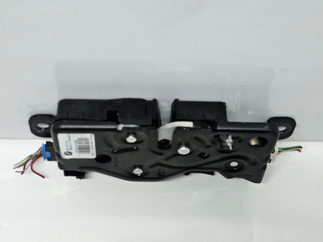 7441014-2017-2020 BMW X5 G05 RHD Tailgate Trunk Lid Lock Actuator OEM