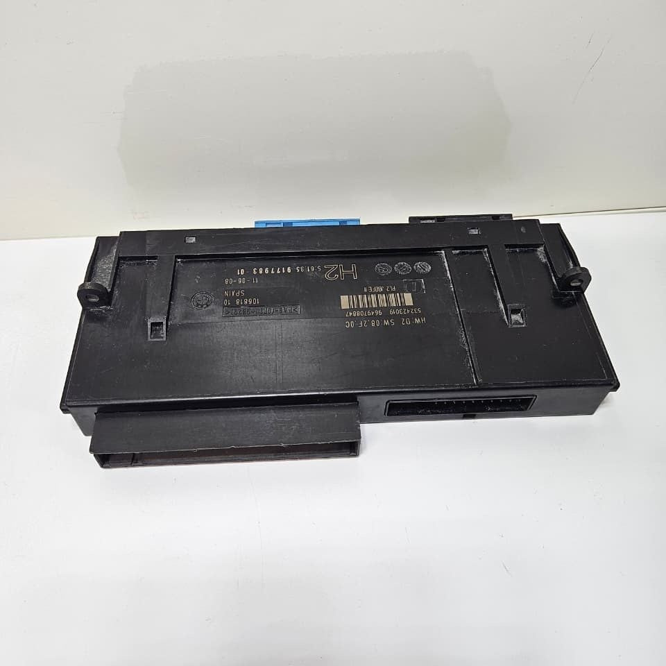 BMW E87 LCI Body Control Module Junction Box H2 9177983 OEM