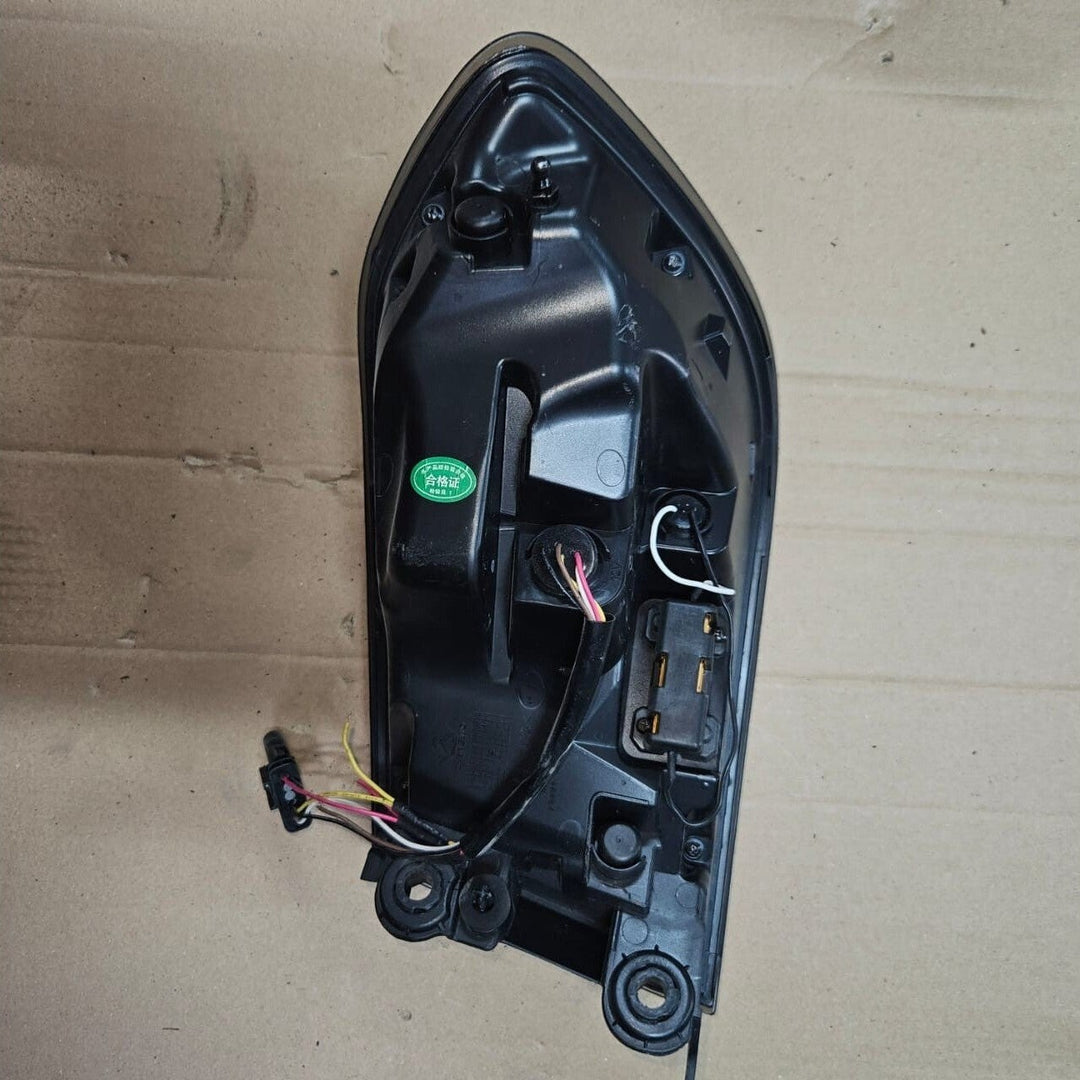 AFTERMARKET BMW M4 TAIL LIGHT LEFTT SIDE USED ITEM F32 2013