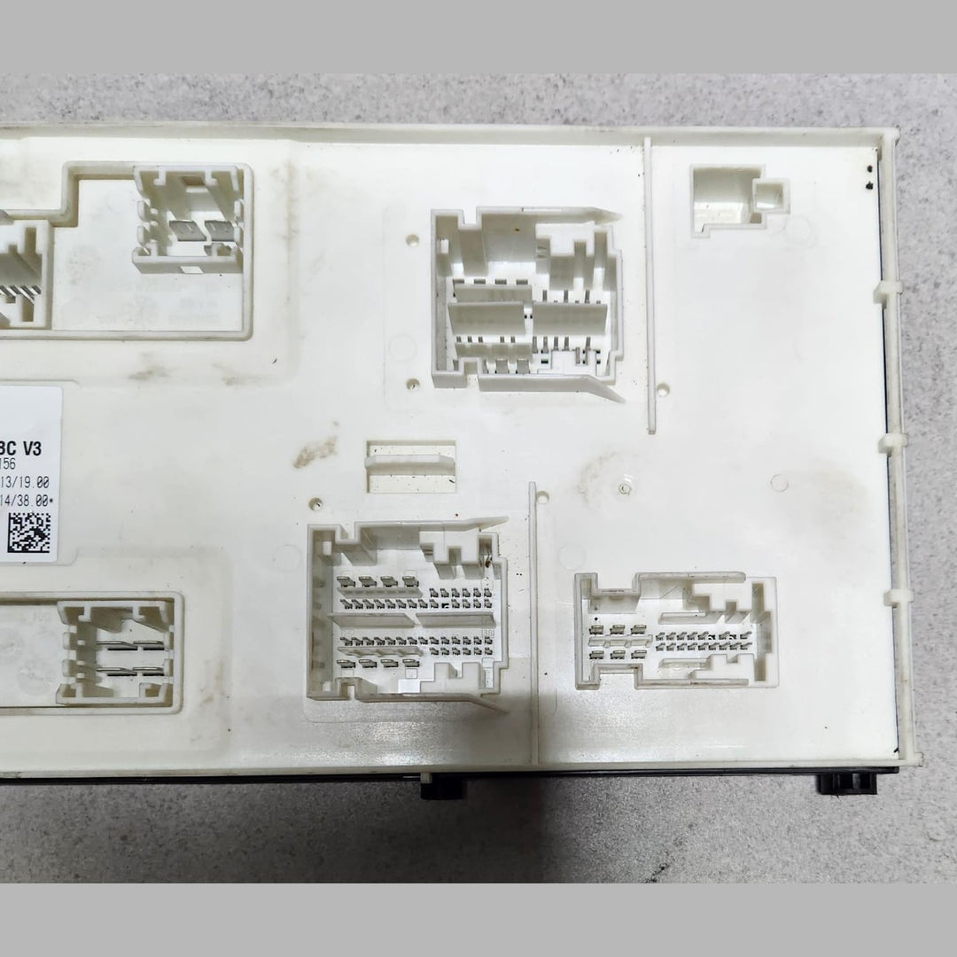 2014-2018 Mercedes-Benz GLA250 Body Control Module A1569005303 CLA250 GLA class