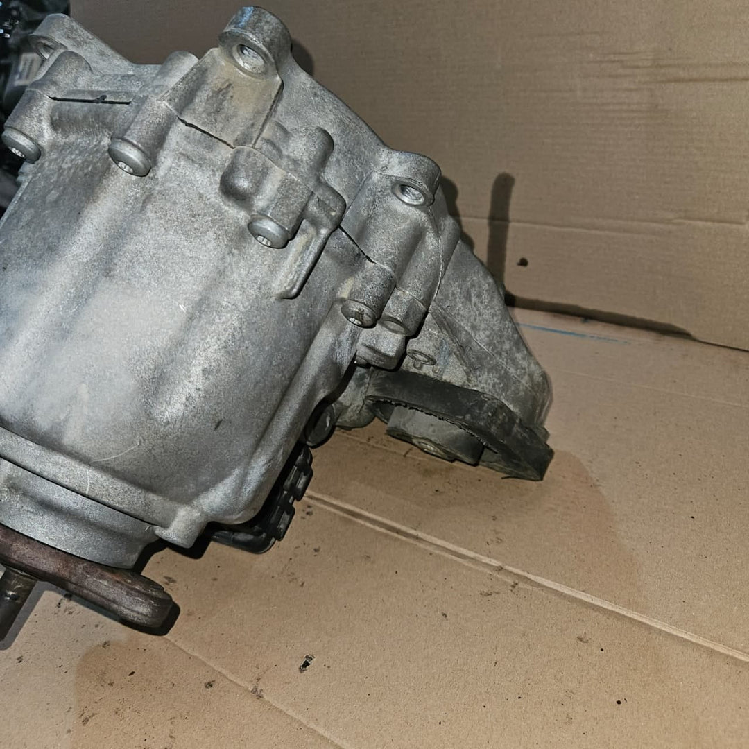 2011 BMW X1 E84 and X3 Transfer Box ATC35L 7635758 OEM