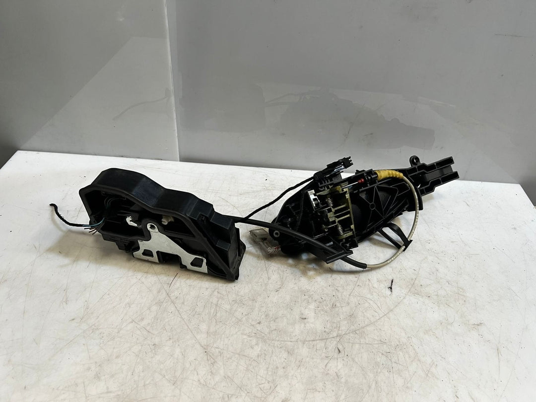2011-2017 BMW X6 E71 Rear Right SIDE Door Lock Actuator 7318414 OEM