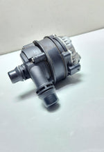 Load image into Gallery viewer, 2017-2021 BMW 330i Auxiliary Water Pump 8637953 1, 2, 3, 4, and 5 Series