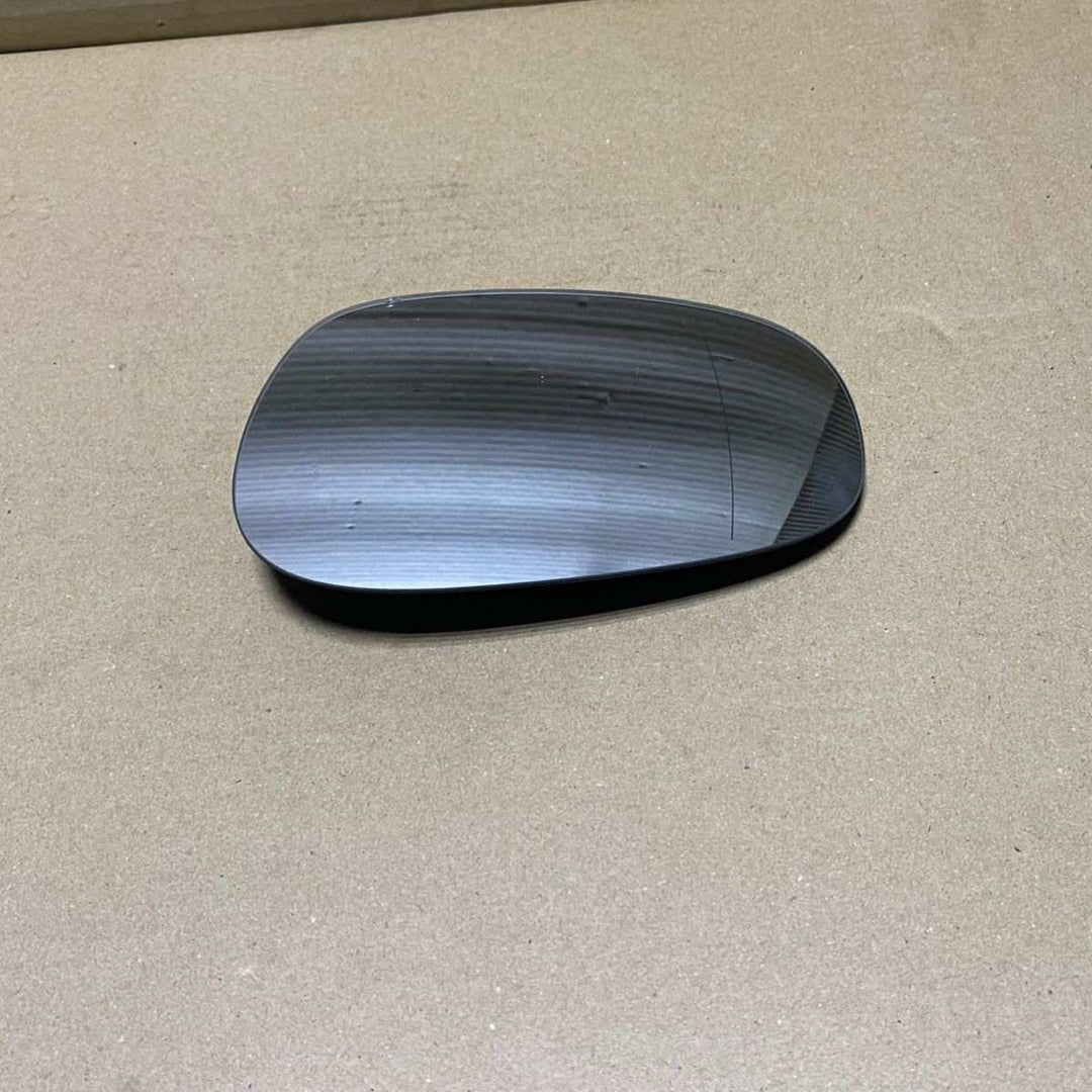BMW Mirror Glass F0142127.3 Series E90 E91 E92 E93 and 1 Series E81 E82 E87 E88