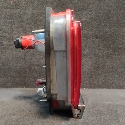 BMW OEM 750LI F01 F02 REAR LEFT INNER SIDE TRUNK TAIL LIGHT TRUNK - 7182205