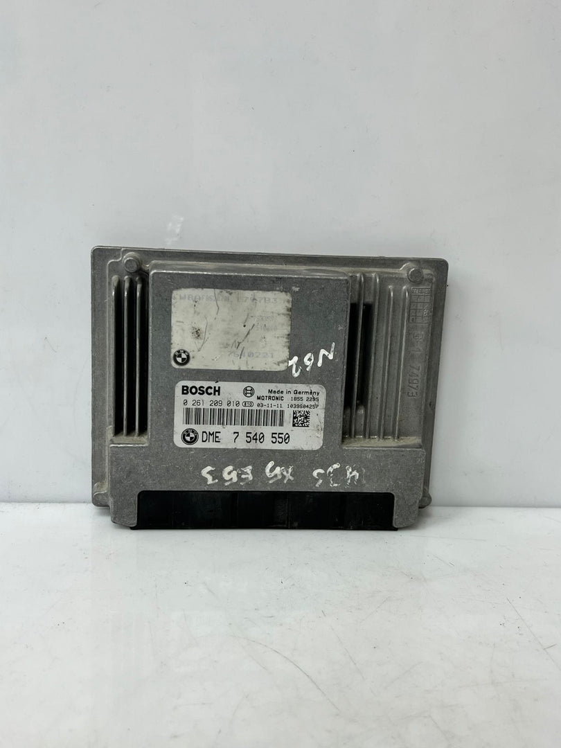 2004 BMW E53 N46 X5 435I Engine Control Module UNIT ECU ECM 0261209010 7540550