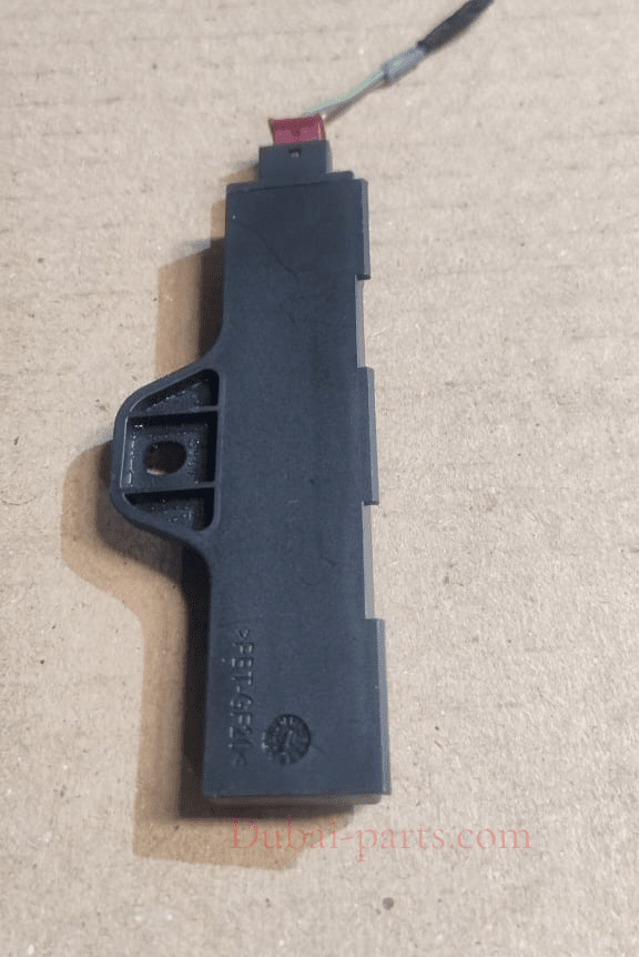 BMW F40 G20 G21 G11 G12 G15 G16 KEYLESS ENTRY COMFORT ACCESS ANTENNA- 6832065