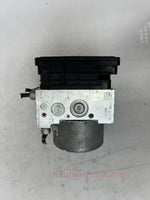 Bild in die Galerieansicht laden, 2014-2021 BMW i3 101 LCI Abs Brake Pump Modulator Unit DSC 6896138 OEM