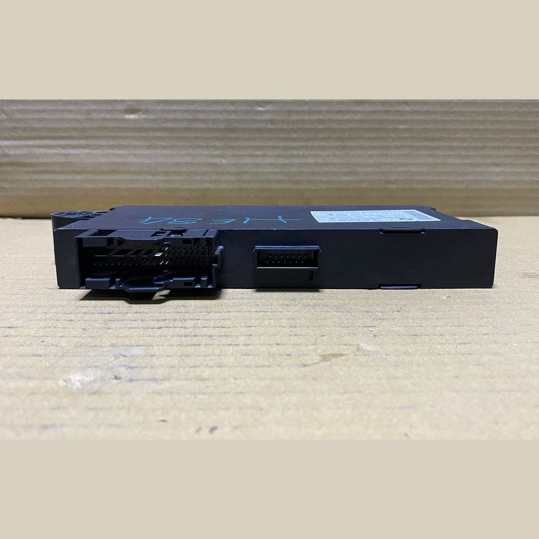 2007-2013 BMW X5 Ignition Switch Keyless Control Module 6943833